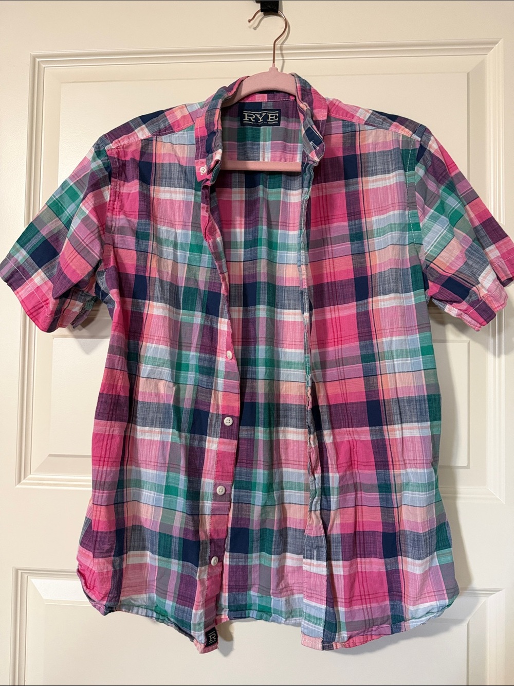 Rye Men's Pink and Green Plaid Short-Sleeve Button-Down Shirt